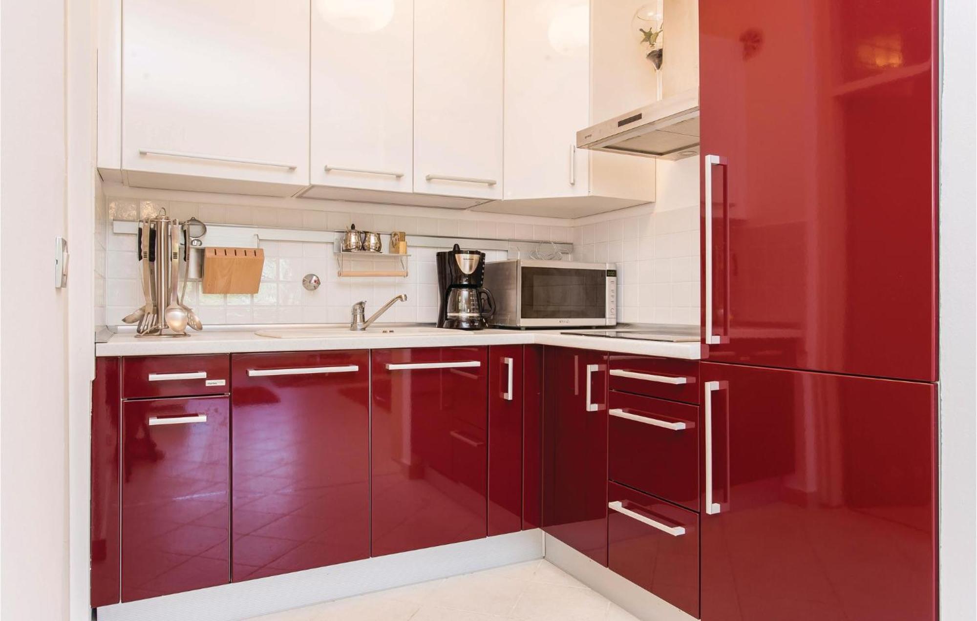 Amazing Apartment In Njivice With Wifi Esterno foto