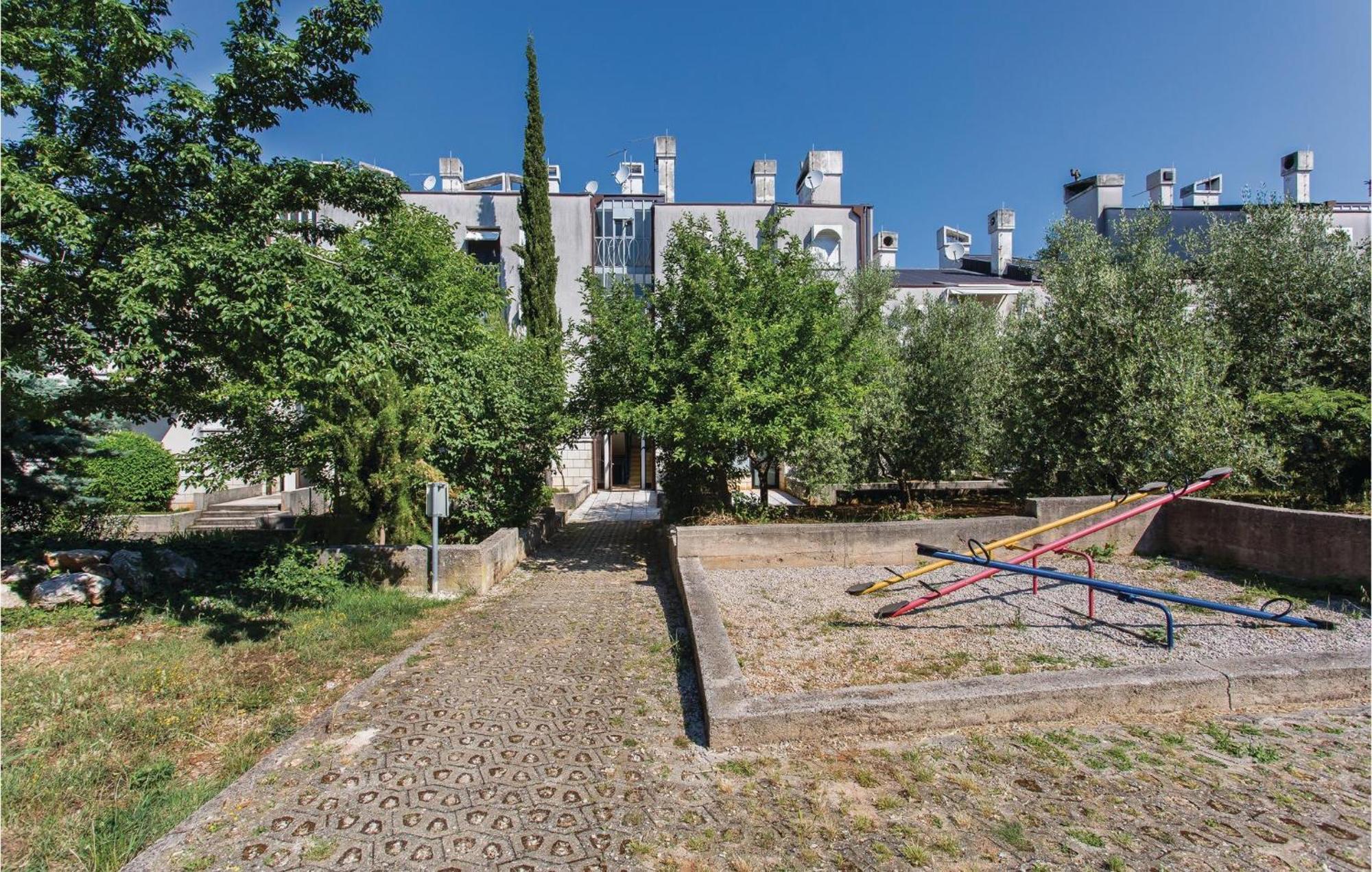 Amazing Apartment In Njivice With Wifi Esterno foto